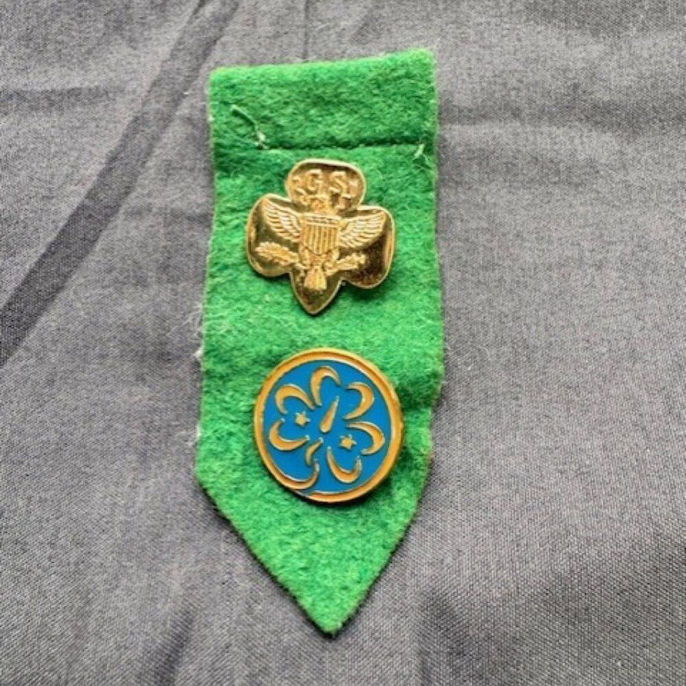 Vintage Pair - Girl Scout Membership Pins On Green Felt Eagle & Blue Gold Circle